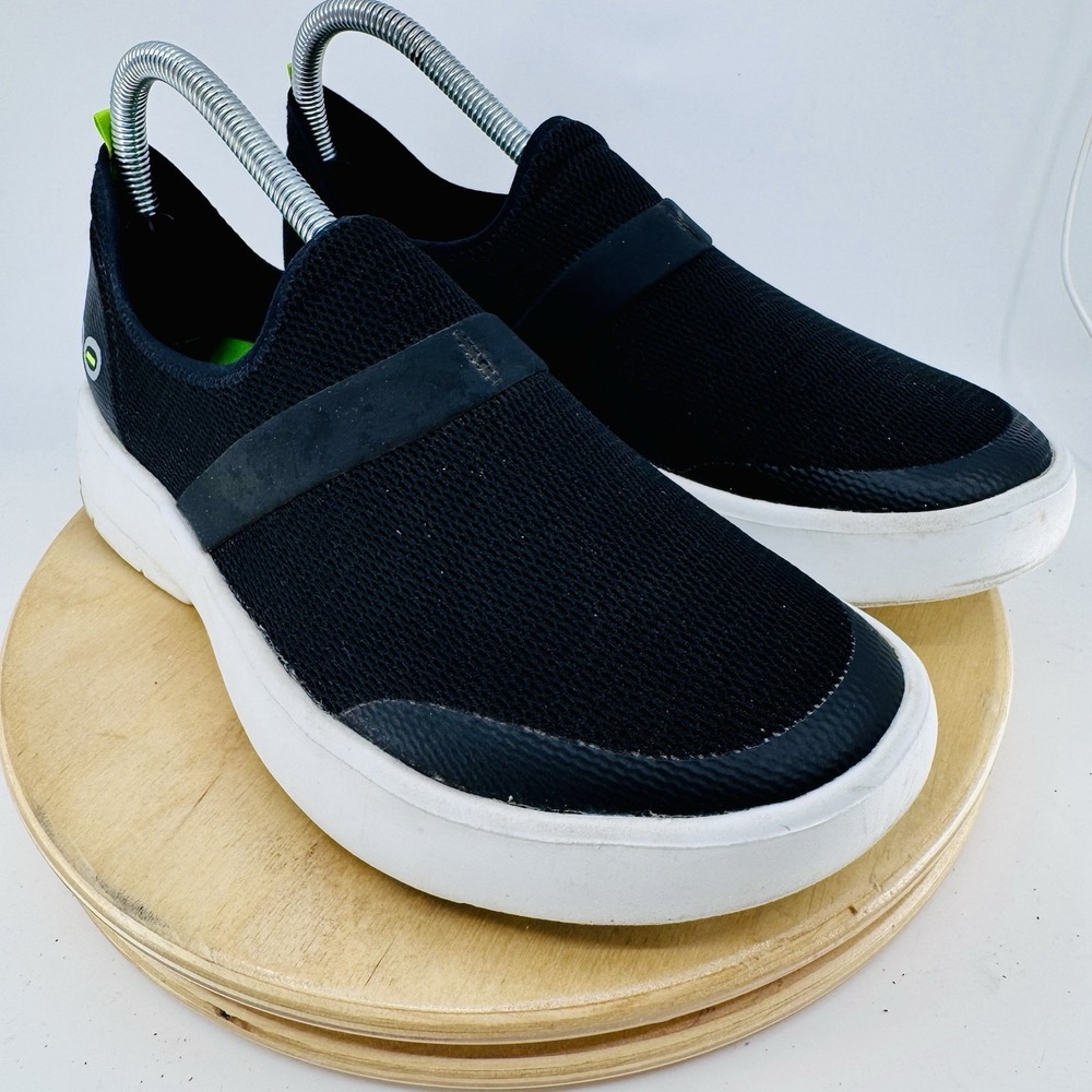 OOFOS OOmg Sport Low Recovery‎ Shoes Women's 9 Black Slip On Walking Comfort